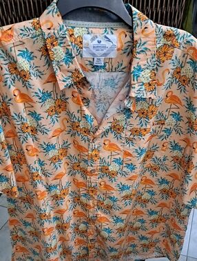 burnside Peach Short-Sleeve Flamingo & Pineapple Print Shirt
